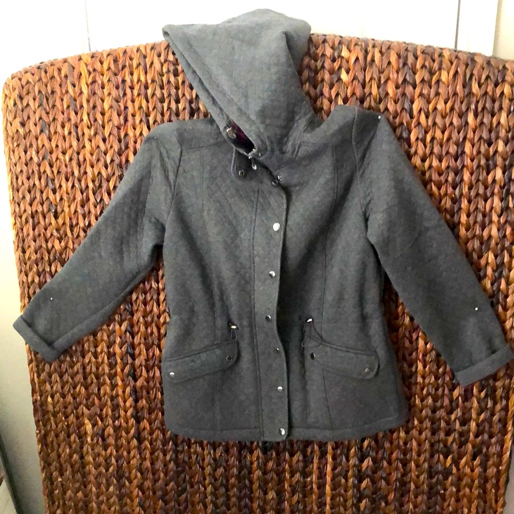 Quilted hooded jacket